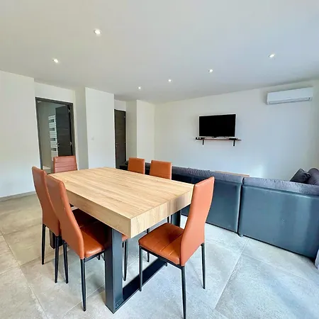 Apartman 3 Avec Terrasse Et Parking A Fréjus